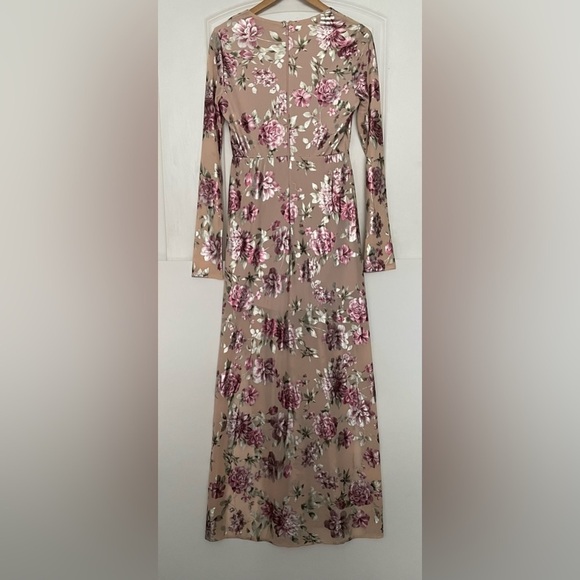 Show me your mumu Carmella Maxi Romper Floral long sleeve small pink metallic - Picture 10 of 16